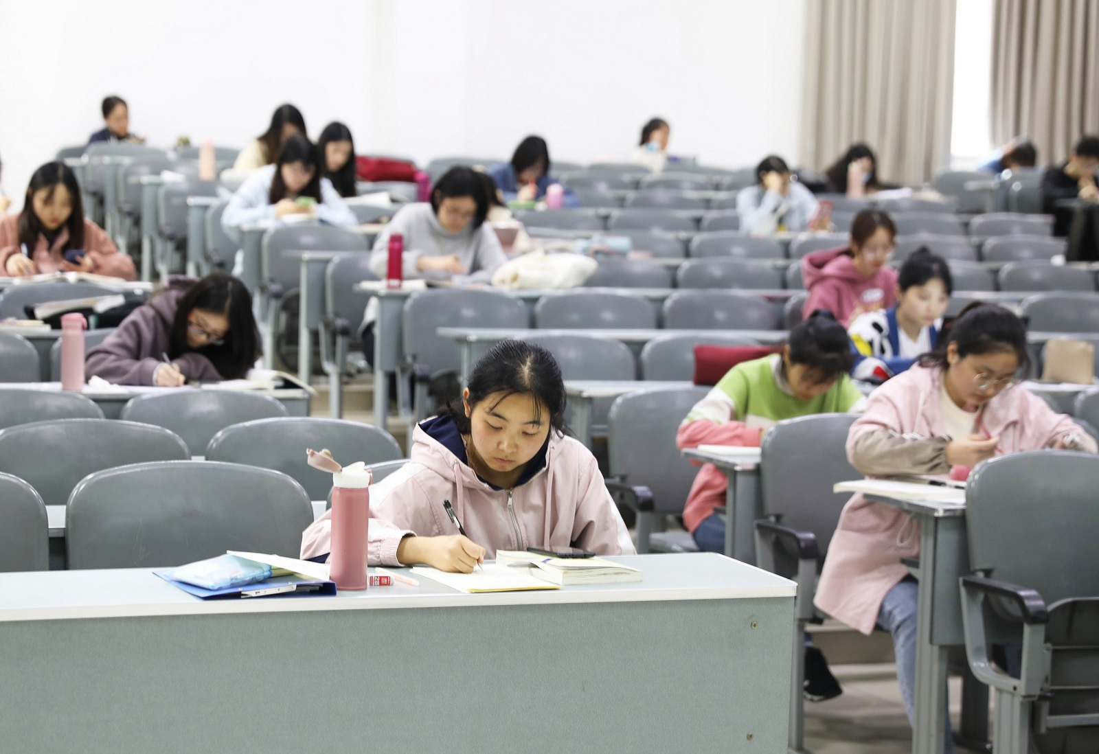 不负韶华不负己，正是求学奋进时